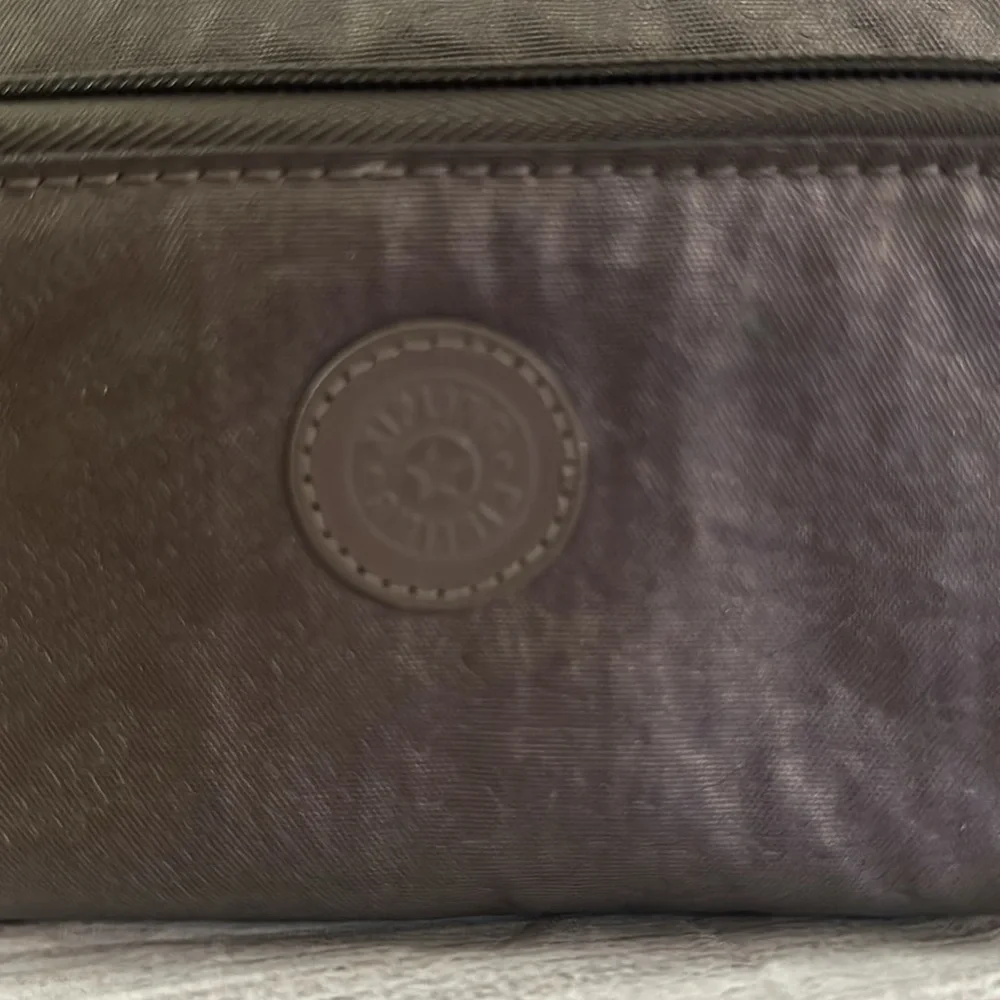 Kipling grey metallic  Wallet with front pocket - Picture 2 of 6